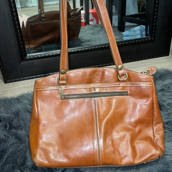 Patricia Nash Handbags - Patricia Nash Poppy Leather 👜